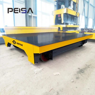 Motorli temir yo'l tashish aravasi